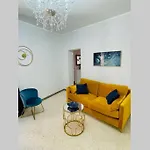 Centro Storico Apartment, Great Central Location! All New Furniture And Appliances! Daire *