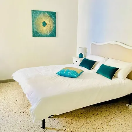 Centro Storico Apartment, Great Central Location! All New Furniture And Appliances! Daire *