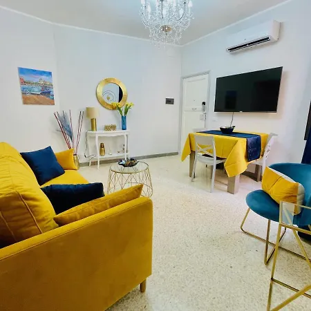 Appartement Centro Storico Apartment, Great Central Location! All New Furniture And Appliances!